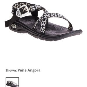 New Women's Chaco Sandals